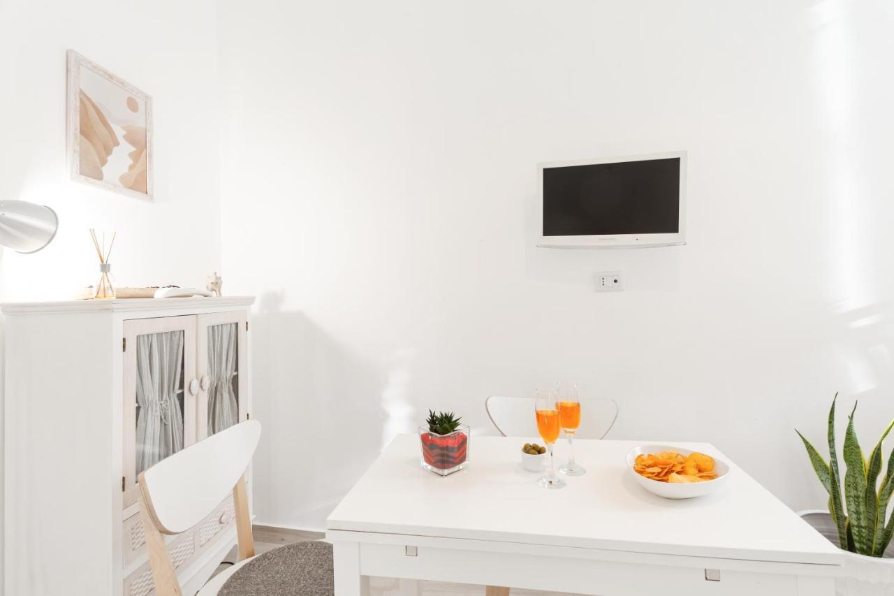 Maison San Michele Lovely Apartment Трани Екстериор снимка