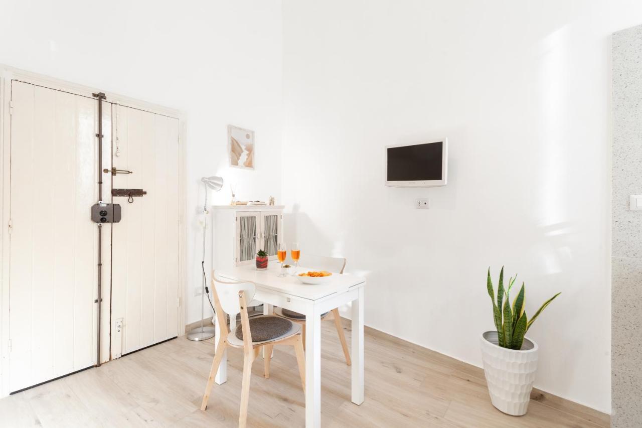 Maison San Michele Lovely Apartment Трани Екстериор снимка